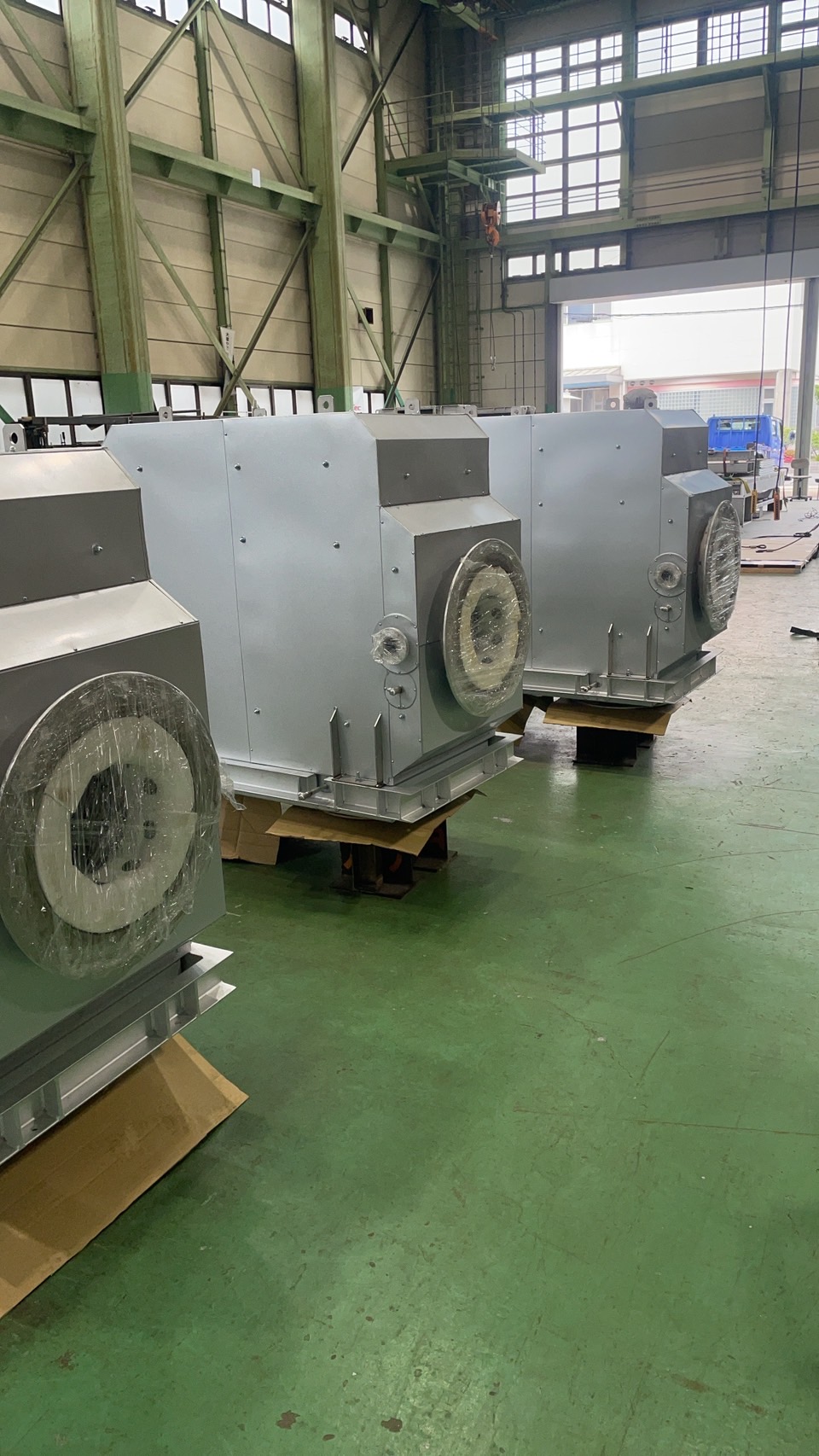 熱交換器とターンダクトの保温板金